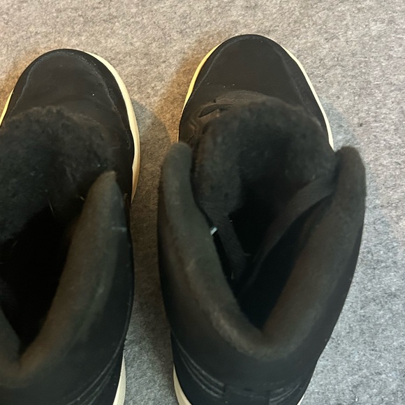 Nike size 6.5 Ebernon Mid SE Black - Picture 5 of 5